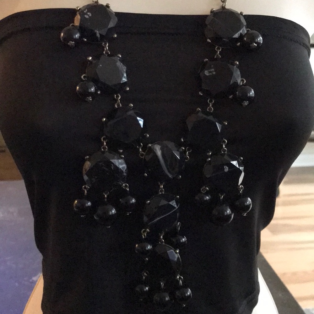 Black bubble necklace